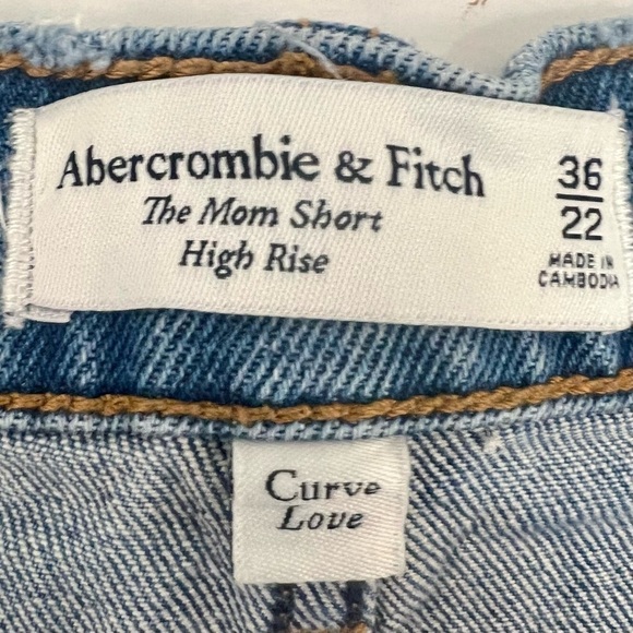 Abercrombie & Fitch Curve Love Mom Short High Rise Med Wash Denim Shorts NWT 36 - Picture 13 of 14
